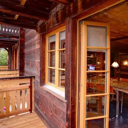 Villa 3 Beds In Traditional Swiss Chalet